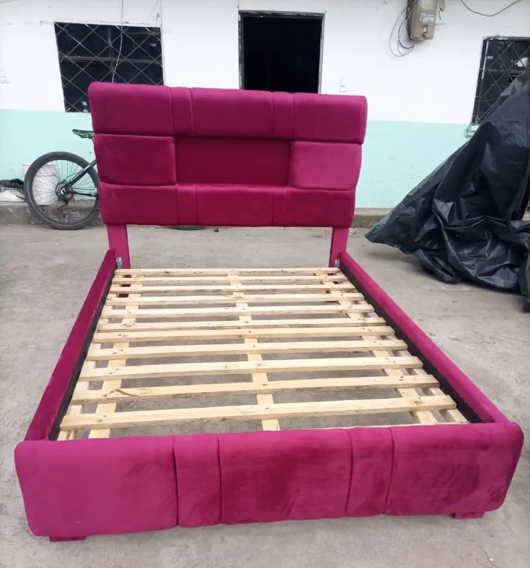 Cama Tapizada Elegance Rosada - View 1